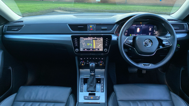 Skoda Superb 1.4 TSI iV SE Technology DSG 5dr Estate